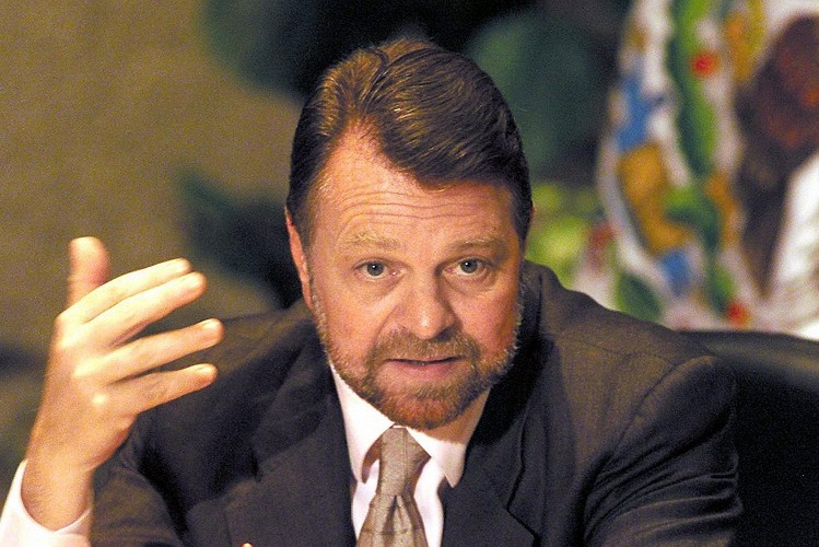Jorge G. Castaneda