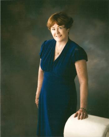 Judy Light Ayyıldız