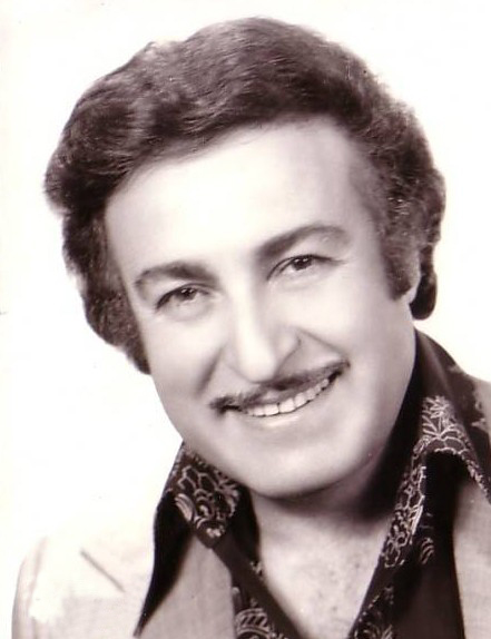 Yaşar Özel