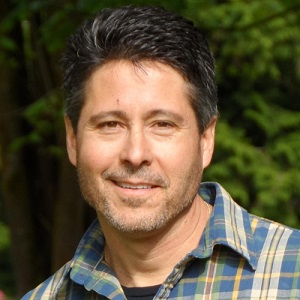 Robert Dugoni